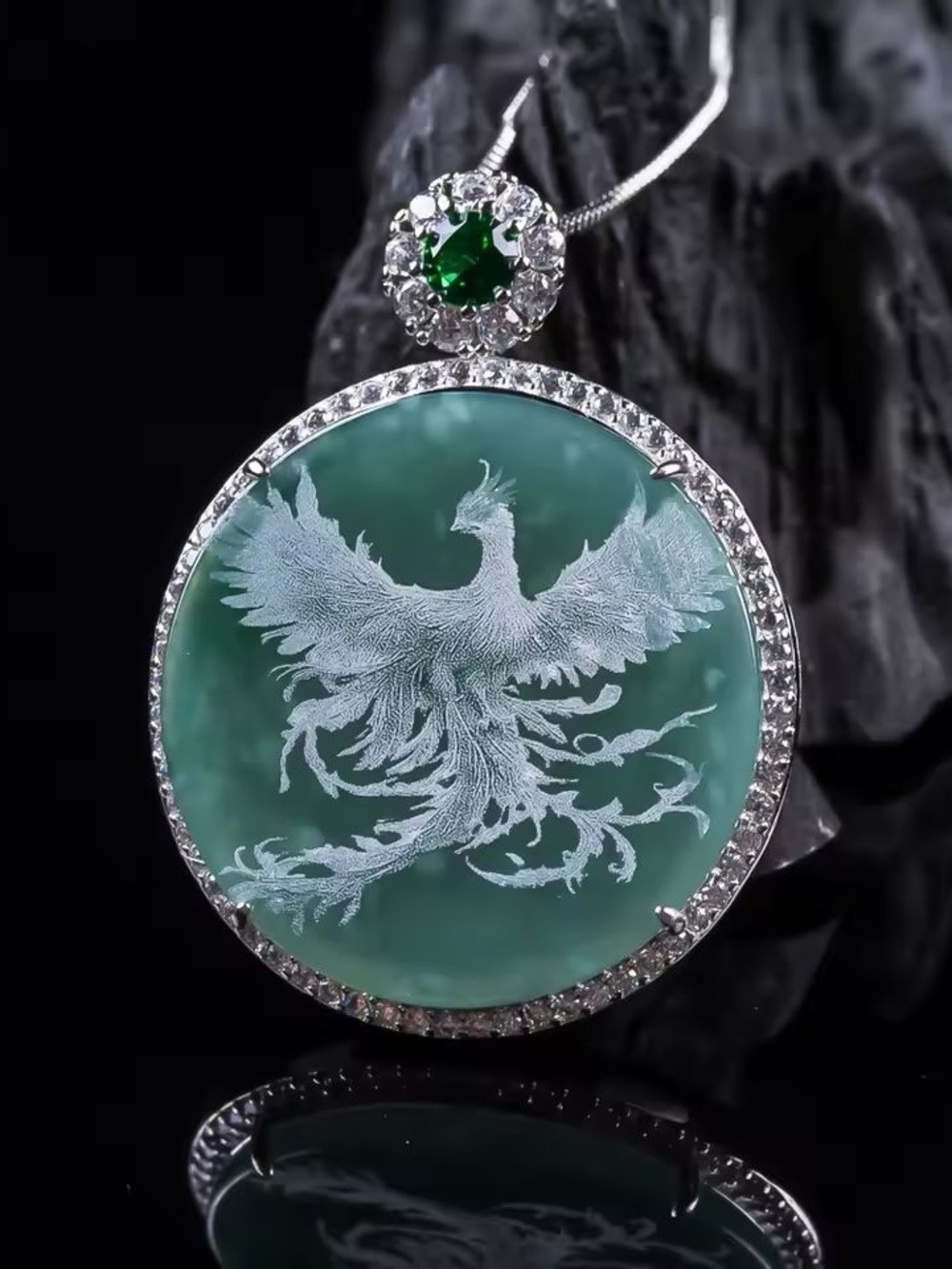 Silver Green Phoenix Medallion Necklace - Women Jewelry - Picture 6 of 6